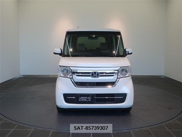 Honda N BOX 2022-03 214404-4