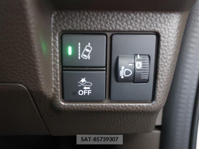Honda N BOX 2022-03 214404-25