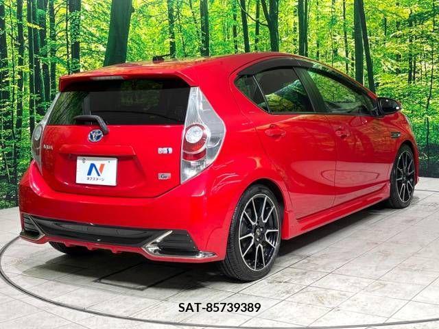 Toyota AQUA 2014-06 378145-17