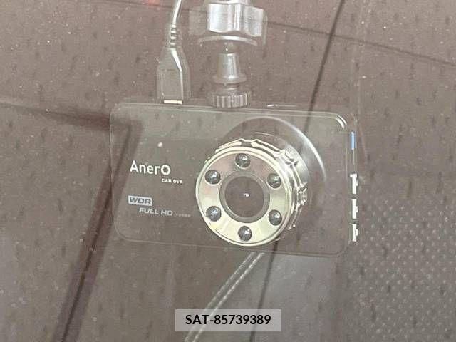 Toyota AQUA 2014-06 378145-5