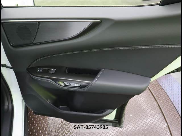 Lexus NX 2023-08 334442-26