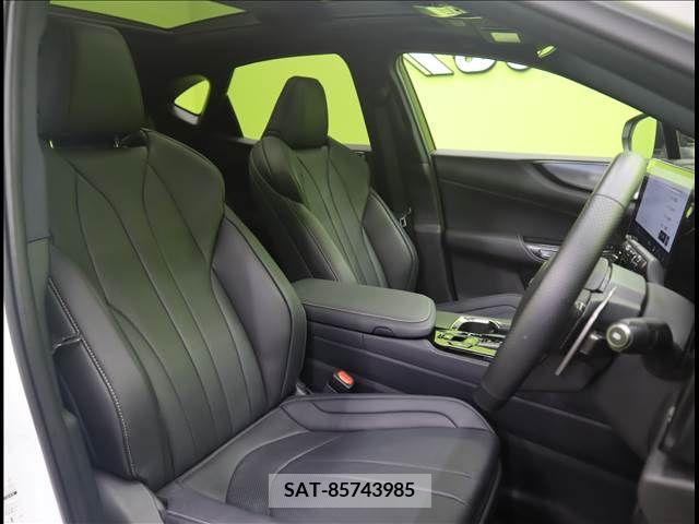 Lexus NX 2023-08 334442-21