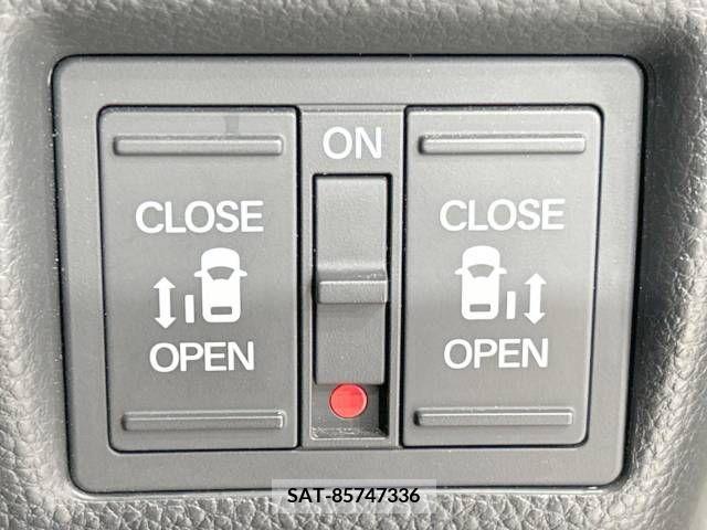 Honda N BOX 2017-10 278709-3