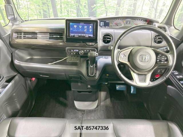 Honda N BOX 2017-10 278709-1