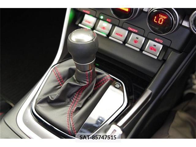 Subaru BRZ 2021-10 379692-13