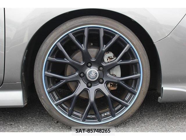 Nissan LEAF 2017-12 352529-12