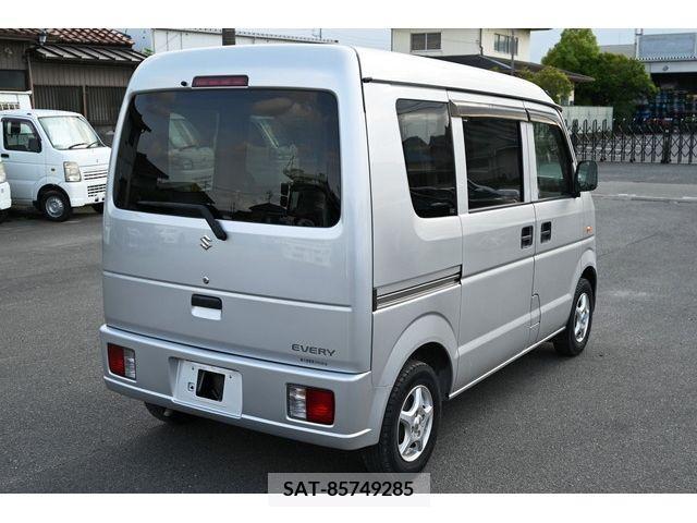 Suzuki EVERY 2014-03 297412-4