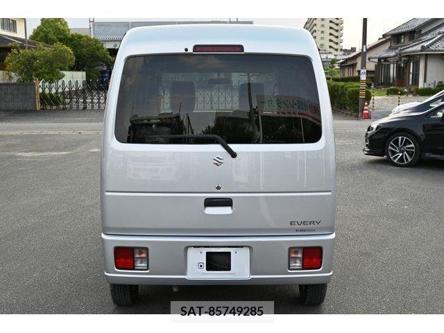 Suzuki EVERY 2014-03 297412-6