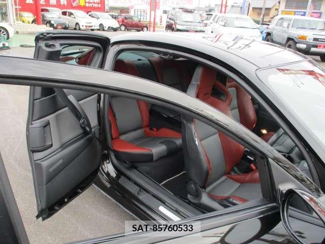 Mazda RX-8 2011-12 205504-17