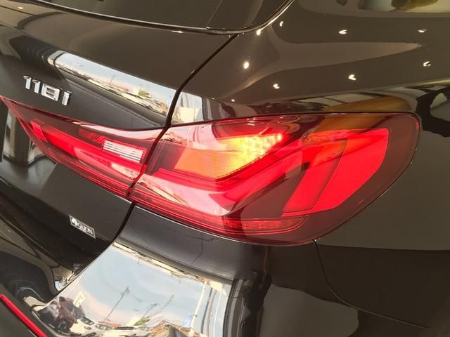 Bmw 1 SERIES 2022-06 7760-28