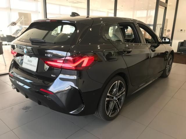 Bmw 1 SERIES 2022-06 7760-6