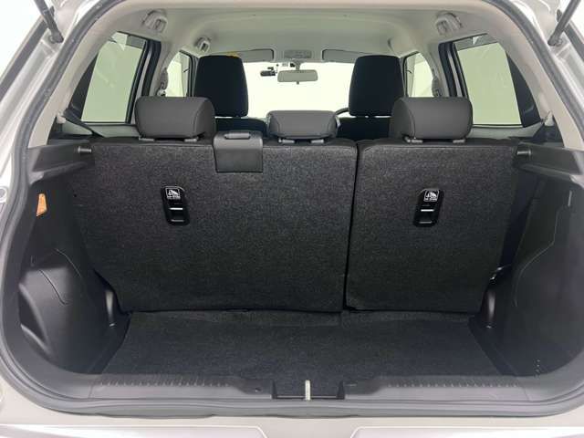 Suzuki SWIFT 2017-05 25458-7