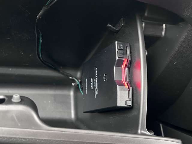 Suzuki SWIFT 2017-05 25458-16