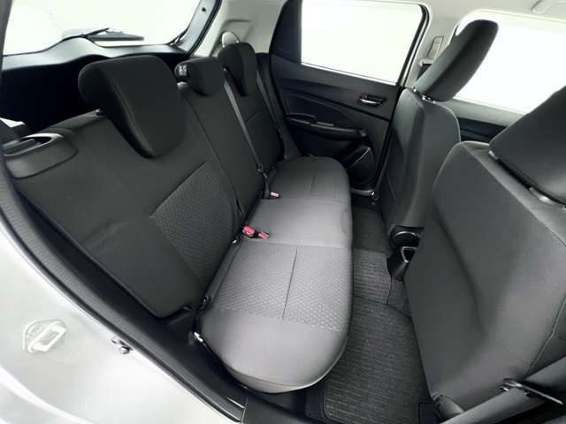 Suzuki SWIFT 2017-05 25458-6