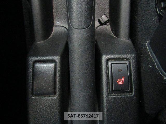 Suzuki SWIFT 2017-01 372679-15