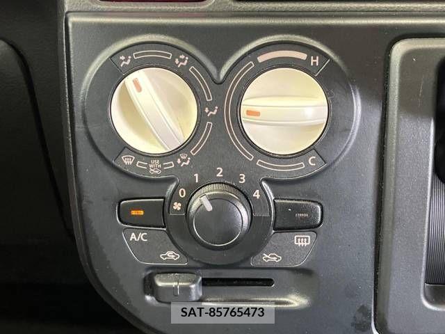 Suzuki ALTO 2019-03 305108-4