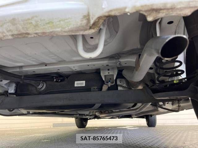 Suzuki ALTO 2019-03 305108-19