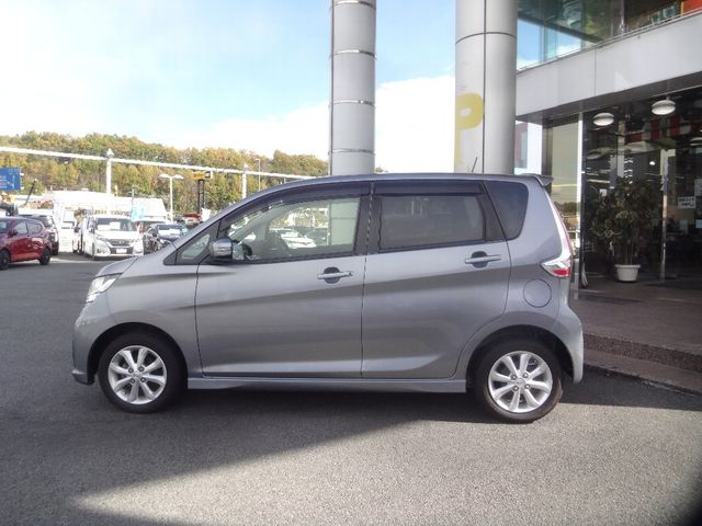 Nissan DAYZ 2017-08 195306-4