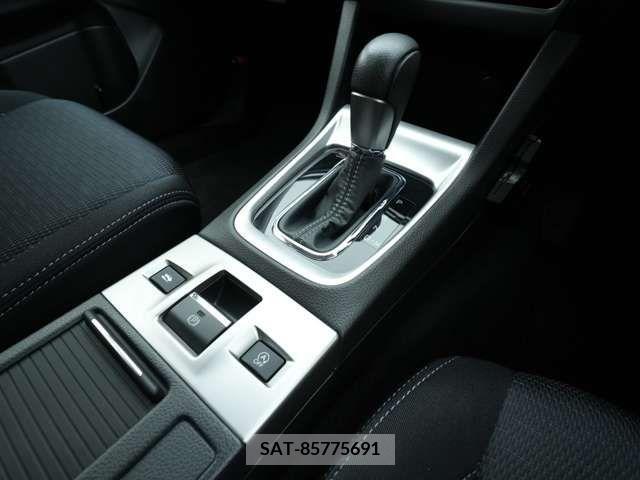 Subaru LEVORG 2014-07 381039-17