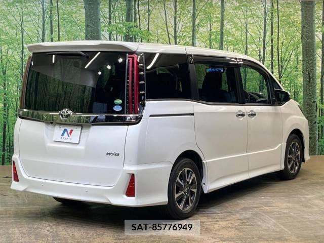 Toyota NOAH 2019-07 342895-18