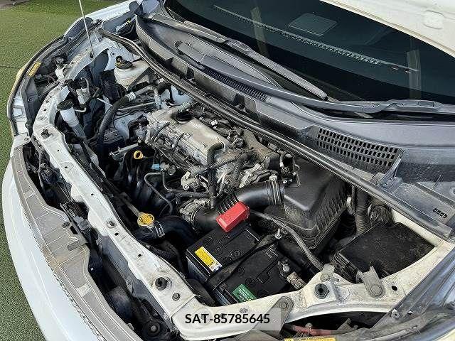 Toyota VOXY 2012-10 370314-17