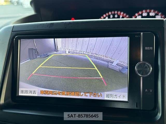 Toyota VOXY 2012-10 370314-3