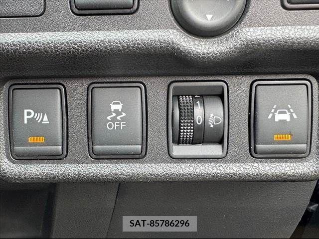 Nissan NOTE 2019-01 280034-5