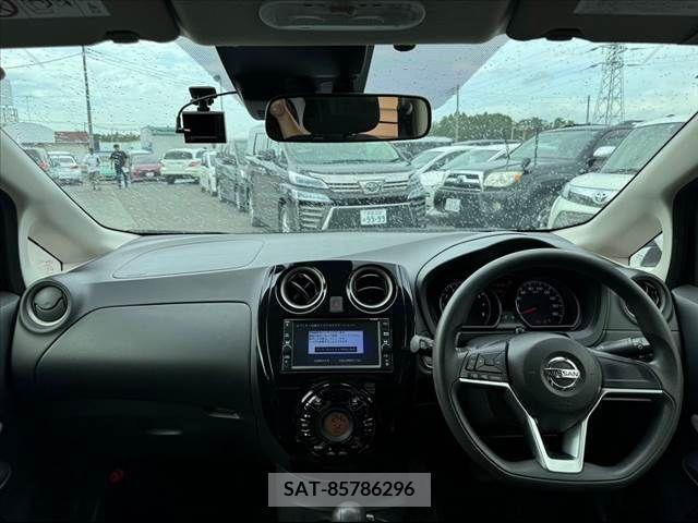 Nissan NOTE 2019-01 280034-1