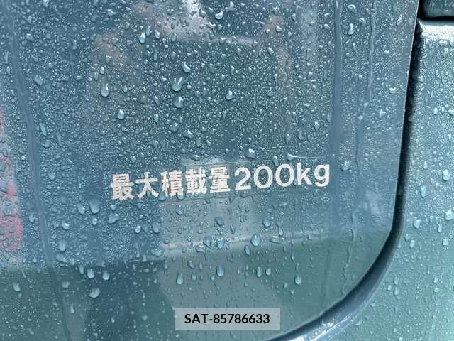 Suzuki SPACIA 2022-09 329670-8