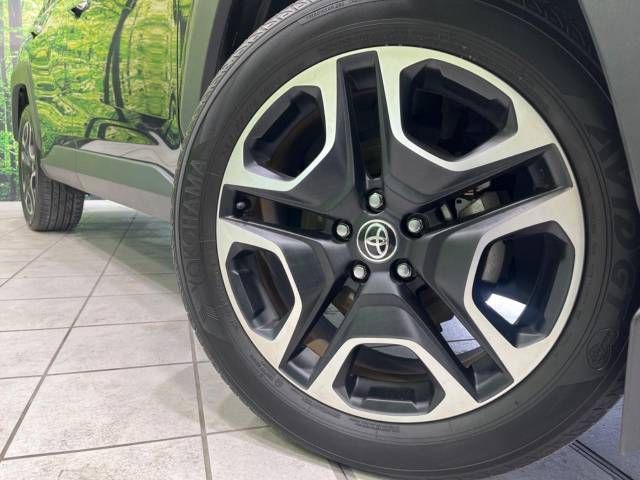 Toyota RAV4 2020-12 22129-13