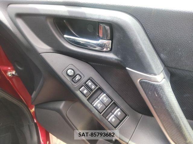 Subaru FORESTER 2018-07 349908-7