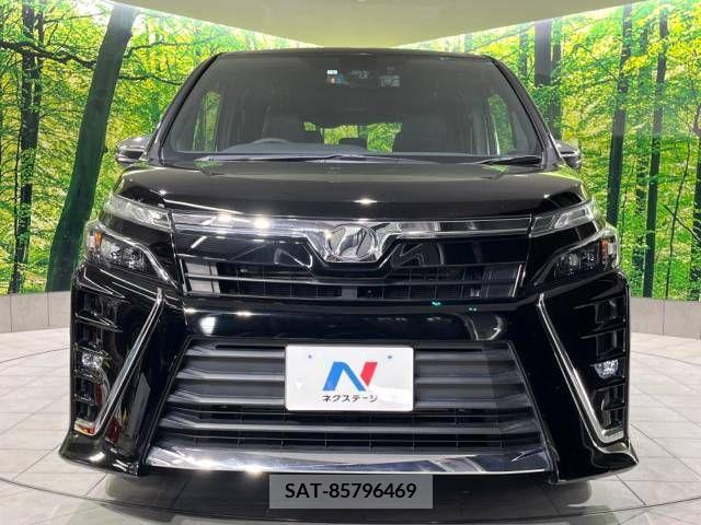 Toyota VOXY 2018-01 321559-15