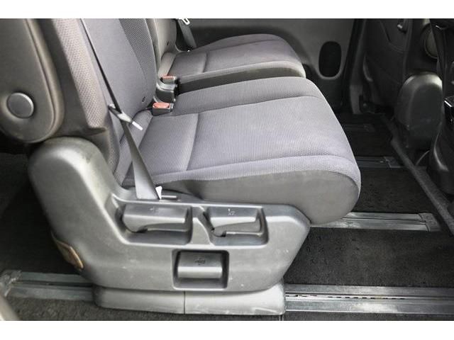 Nissan SERENA 2018-06 14619-12