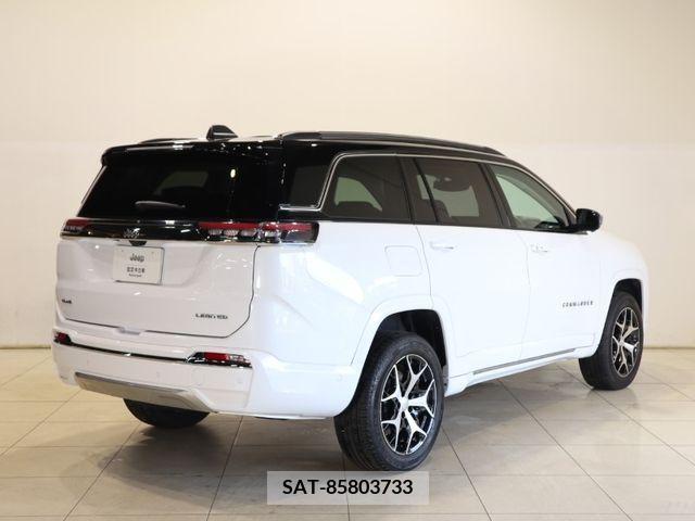 Jeep COMMANDER 2023-01 384075-7