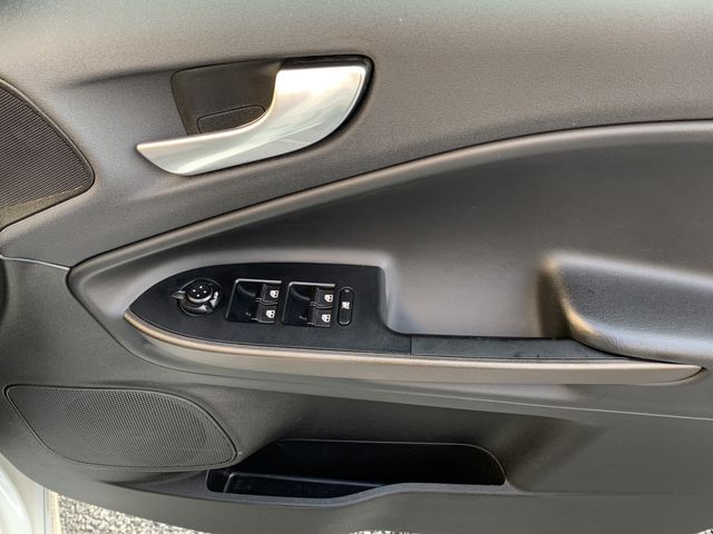 ALFA ROMEO GIULIETTA 2015-03 193948-23