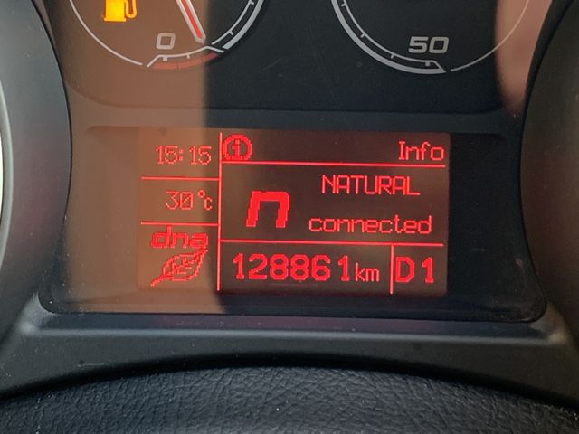 ALFA ROMEO GIULIETTA 2015-03 193948-25