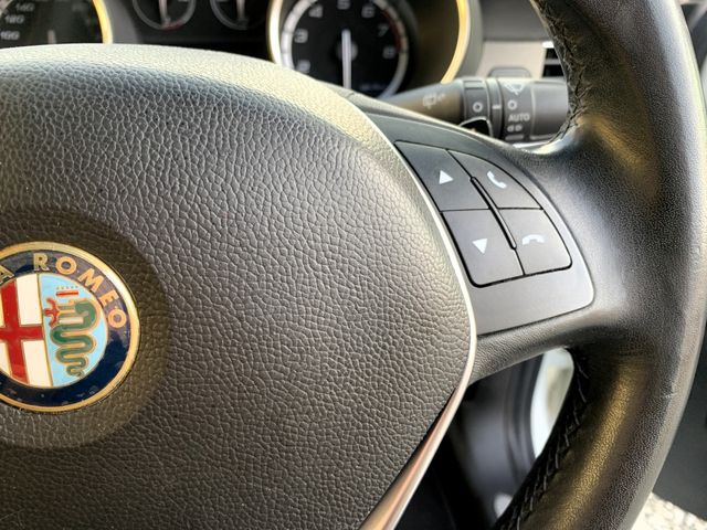 ALFA ROMEO GIULIETTA 2015-03 193948-5