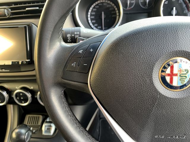 ALFA ROMEO GIULIETTA 2015-03 193948-4