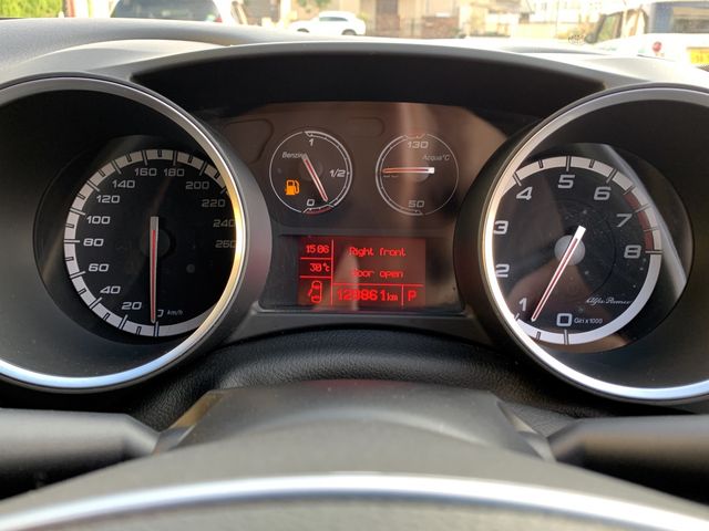 ALFA ROMEO GIULIETTA 2015-03 193948-6