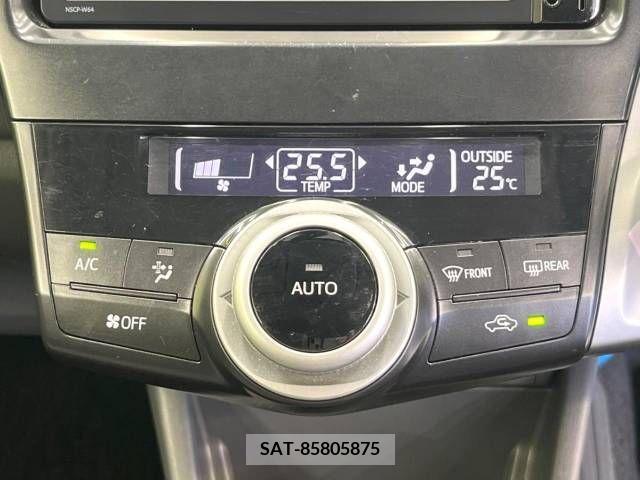 Toyota PRIUS ALPHA 2014-10 322189-5
