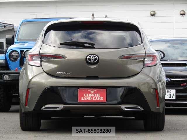 Toyota COROLLA SPORT 2018-11 209844-5