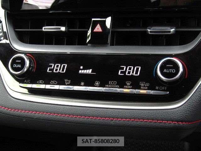 Toyota COROLLA SPORT 2018-11 209844-14