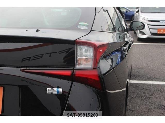 Toyota PRIUS 2019-12 342318-13