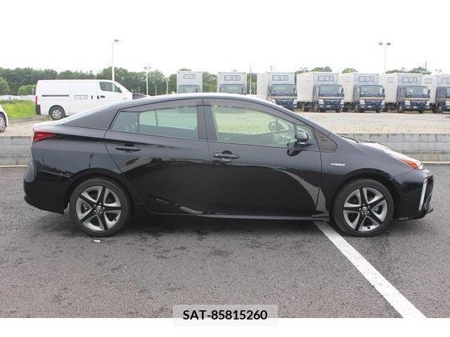 Toyota PRIUS 2019-12 342318-10