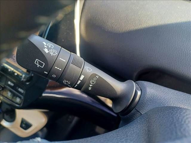Toyota PRIUS 2016-05 12727-17