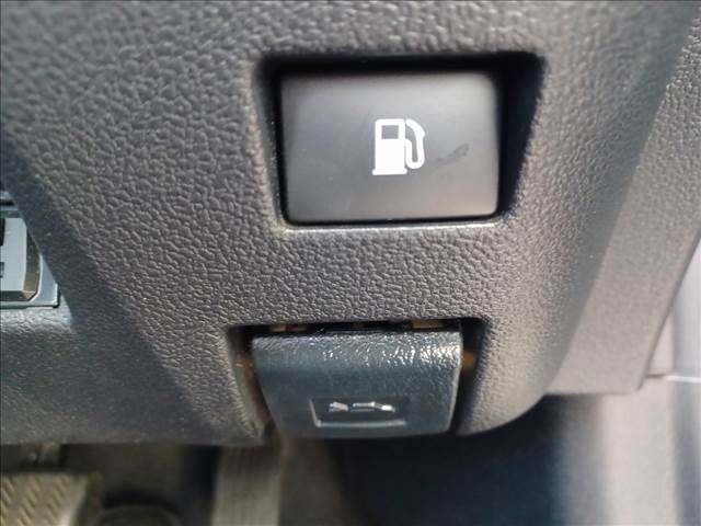 Toyota PRIUS 2016-05 12727-23