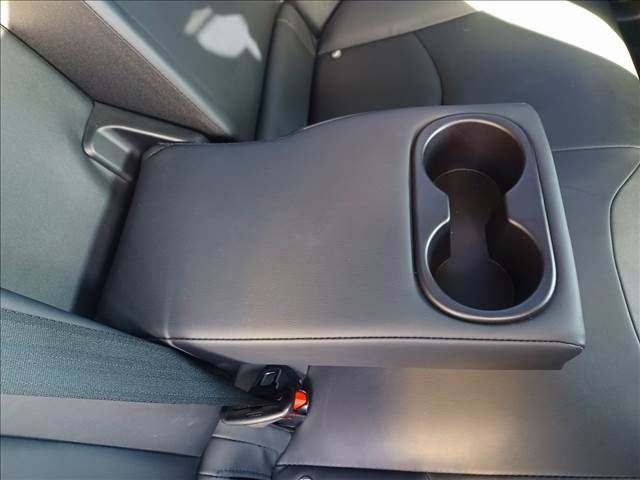 Toyota PRIUS 2016-05 12727-29