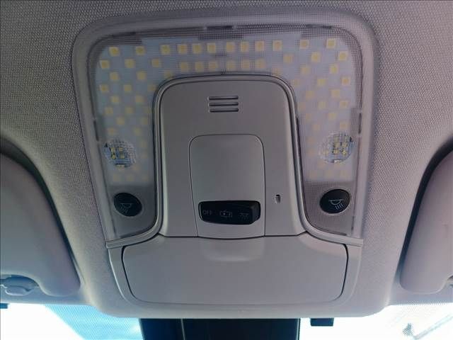 Toyota PRIUS 2016-05 12727-27