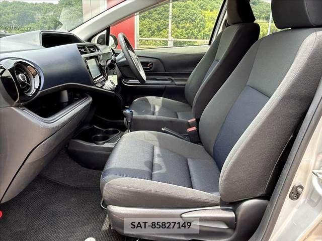 Toyota AQUA 2015-03 260414-16