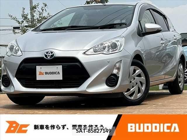 Toyota AQUA 2015-03 260414-0